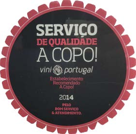 Restaurante Castas & Pratos, experiência completa no Douro, vinhos do Douro, Wine Bar, gastronomia moderna, tradição e inovação, ambiente sofisticado.